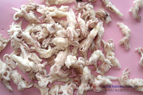 Blanched squid tentacle<br />Latin name: Loligo chinensis<br />Size: 100-200, 200-300, 300-500 pcs/kg